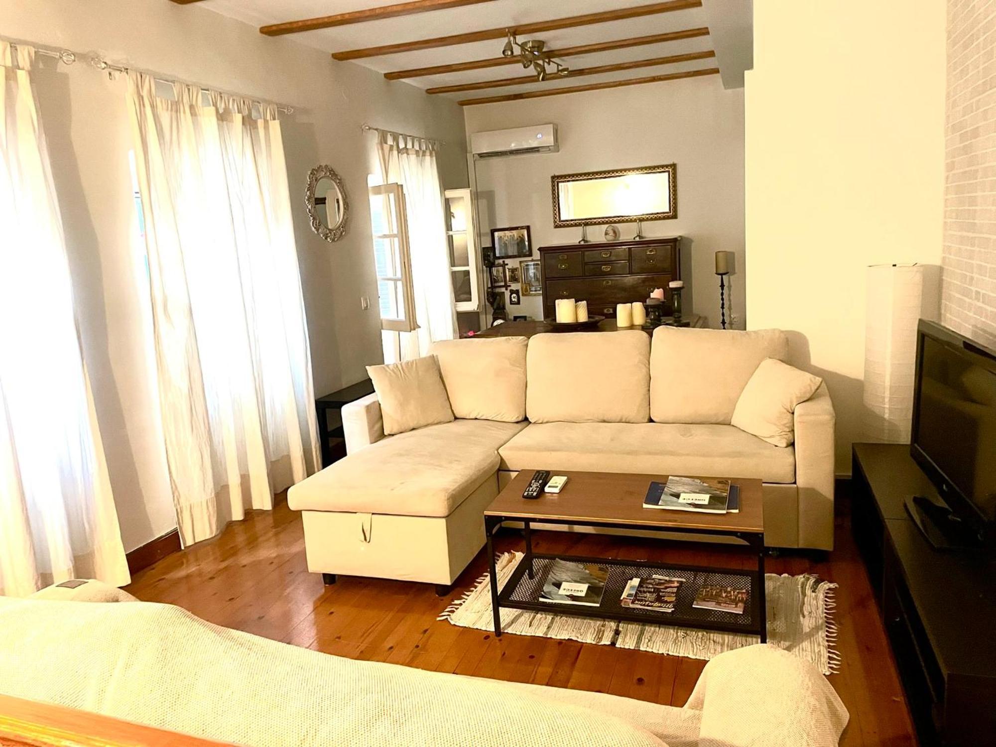 Grandma's Old Town House Διαμέρισμα *